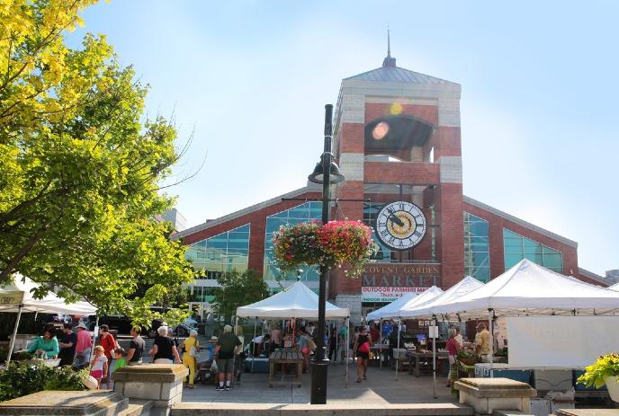 market-outdoor-1378web.jpg